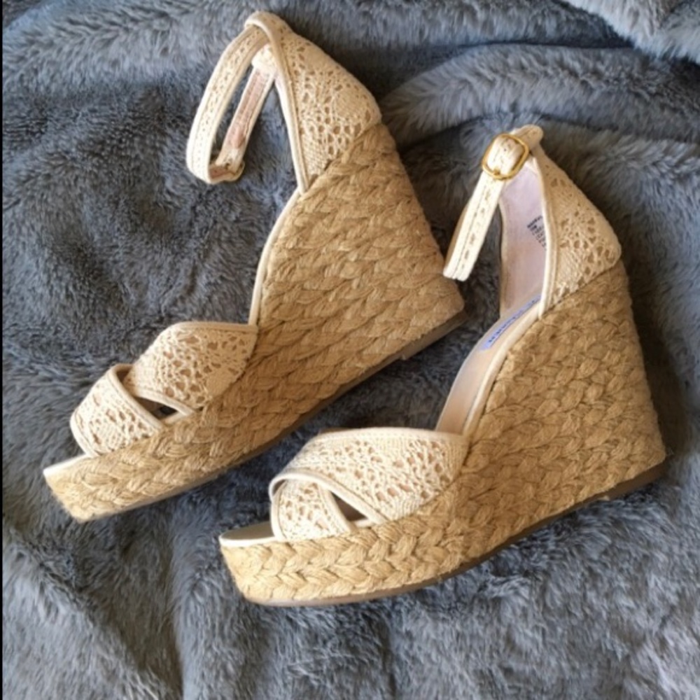 Steve Madden Wedges